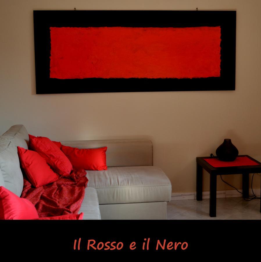 B&B Il Rosso E Il Nero Дзаферана Етнеа Екстериор снимка